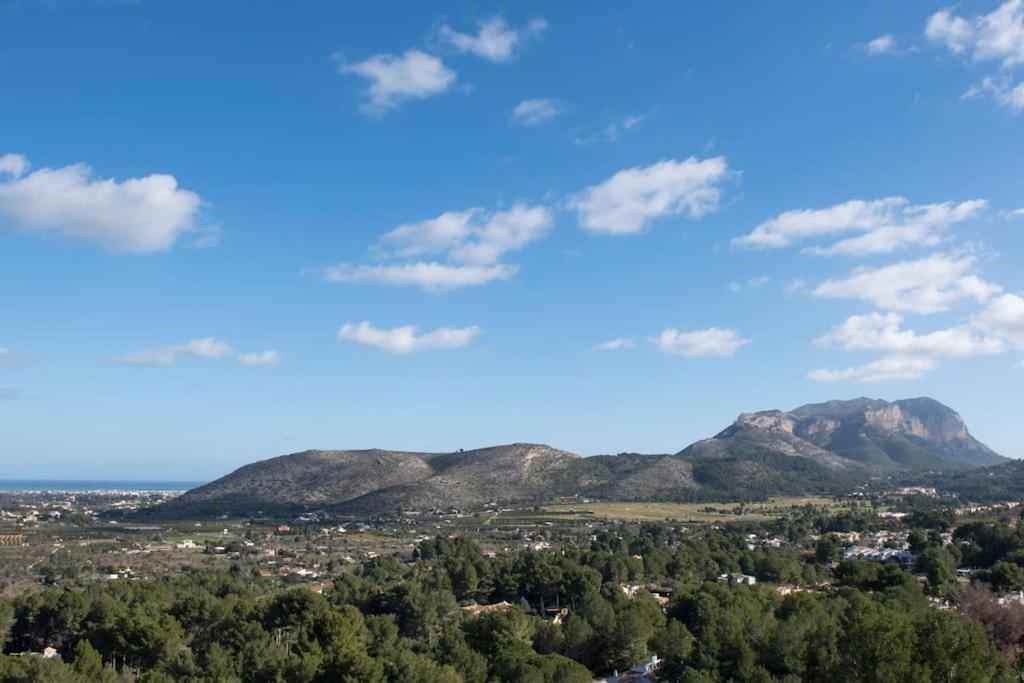 Casa Junto Golf La Sella Y Centro Budista Sakya Muntanya la Sella Eksteriør bilde